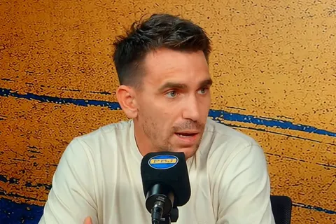 Mouche propuso otro final para la jugada de Brey y Delgado: "El pase era para Blanco"