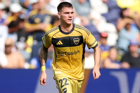 Kevin Zenón podría quedarse con el lugar de Carlos Palacios en el equipo ante la lesión de Velasco