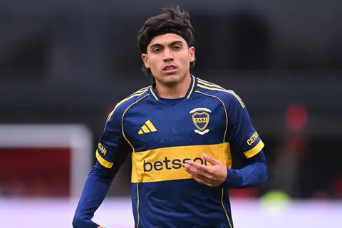 Zeballos todavía no renovó contrato: los dos puntos que generan "diferencias" entre el delantero y Boca