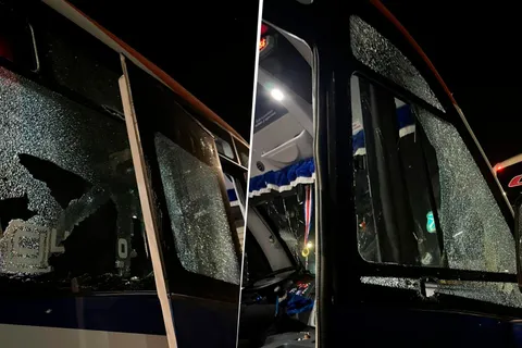 Feroz ataque a los hinchas de Boca en Chile: así quedaron los micros