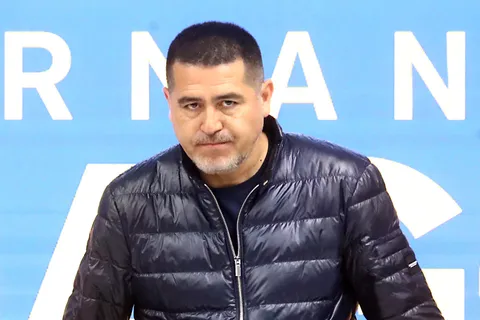 Mauricio Serna renunció a su cargo en Boca en una charla con Riquelme