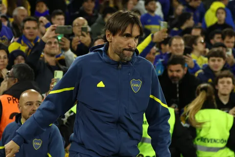 En pleno cuestionamiento a los líderes, los pibes de Boca quieren dar la cara en Córdoba
