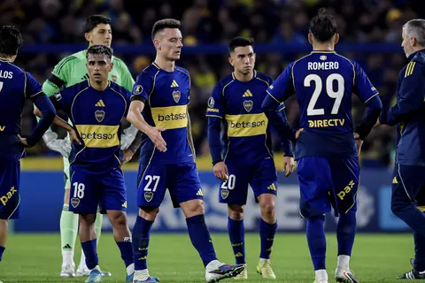 Alarmas en Boca: Leandro Lozano tiene una molestia y es duda para la ida con O'Higgins