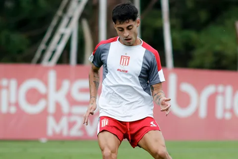 Tras el susto en Boca-Estudiantes, se dio a conocer el nuevo parte médico de Javier Altamirano