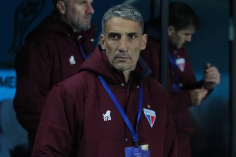El DT de Fortaleza tomó una firme decisión 3 días antes del partido con Boca