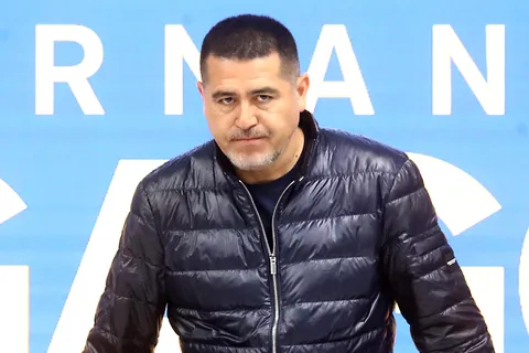 Riquelme analiza tomar una medida con los futbolistas de Boca que no consigan club en este mercado