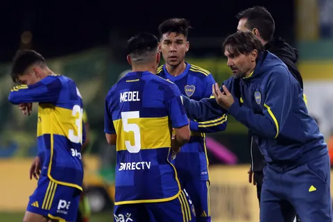 Diego Martínez definió el equipo vs. Instituto