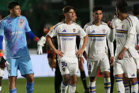 La razón por la que Ignacio Miramón podría quedarse afuera del partido contra Vélez: "Paga él"