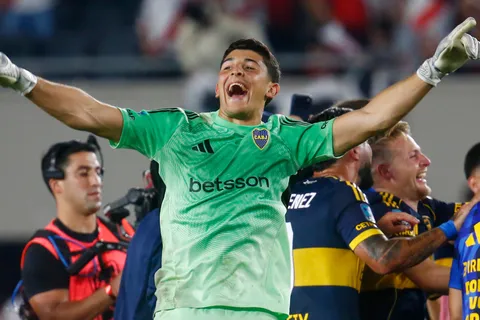 La acción del plantel de Boca con Brey después del clásico. 