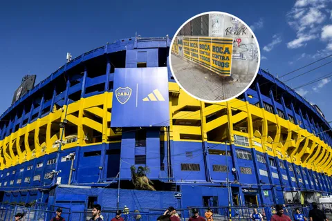 Nuevos picantes carteles en La Bombonera antes de la "final" con U. Católica: "Boca contra todos"