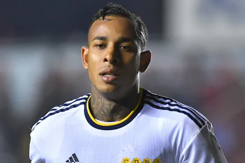 Boca quiere a Sebastián Villa: la enorme cifra que deben invertir si quieren comprarlo