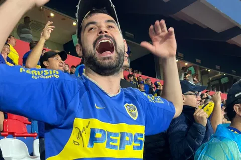 La historia del hincha de Boca que se hizo viral por su increíble festejo en el gol de Edinson Cavani