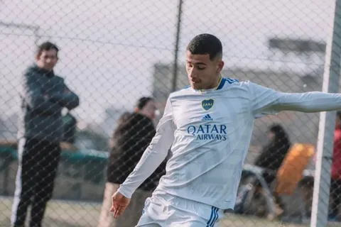 Quién es Thomas Arrieta, el juvenil de Boca que Ibarra probó en la práctica