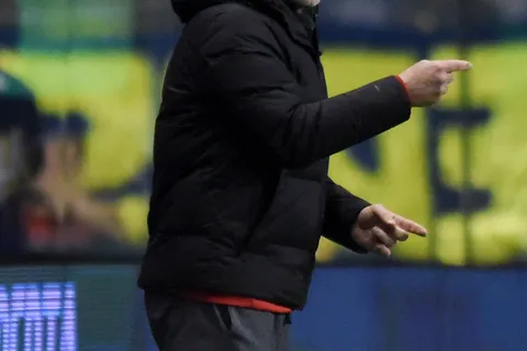 Ni Gago ni Palermo: el DT del fútbol argentino que confirmó que estará en la despedida de Riquelme
