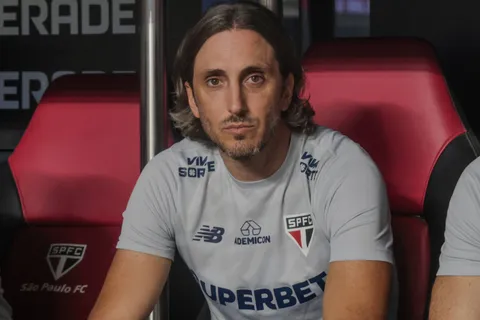 ¿Luis Zubeldía es una opción? La respuesta desde Boca sobre el DT de San Pablo