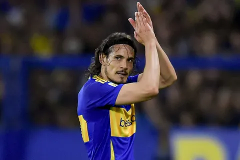 A las cuatro de la mañana: el tuit de Edinson Cavani luego del triunfo de Boca en Junín