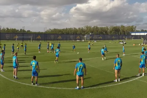 Sin Anselmino, cuál es la zaga central que se perfila para el partido de ida vs. Cruzeiro