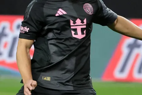 Boca peleó por tener a Facundo Farías, eligió irse al exterior y ahora vuelve a Argentina para jugar en Estudiantes