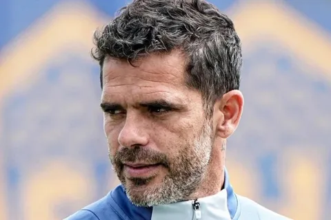 Fernando Gago no quiere poner a Cristian Medina: "Sienten que no está comprometido"