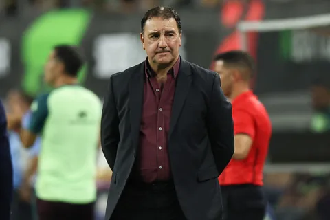 El curioso chat de Néstor Lorenzo que ilusionó a los hinchas de Boca: "Dios dirá"
