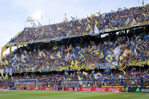 Estaba prófugo de la Justicia, fue a ver a Boca a La Bombonera y terminó preso