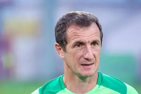 La decisión que tomará Arruabarrena con Cavani y Ander Herrera en su vuelta a Boca