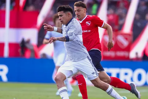 Boca le ganó a Independiente en Avellaneda.