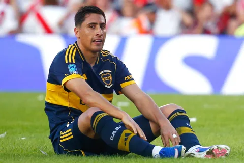 La última decisión de Arruabarrena con Merentiel, mientras es cuestionado por los hinchas de Boca