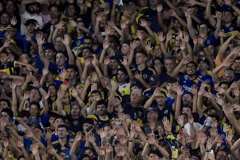 Los hinchas de Boca se burlaron de River por un posteo de CONMEBOL: “¿En dónde?”