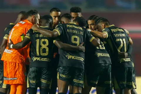 La furiosa reacción de Edwin Cardona contra la hinchada de Atlético Nacional