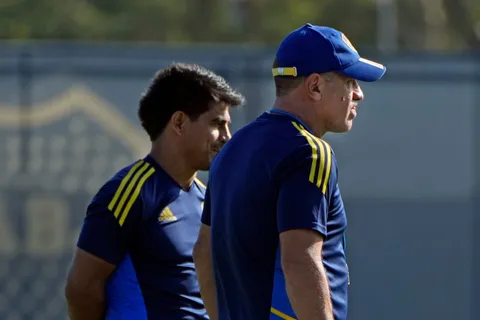 ¿Cinco cambios? El probable once de Boca para enfrentar a Instituto 