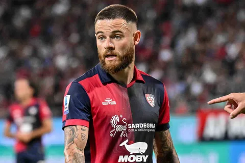 Sorprendió a todos: el inesperado club que anunció oficialmente a Nández como refuerzo