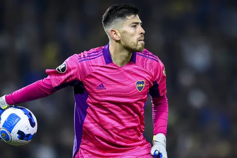 Rossi se queda hasta junio: ¿ataja o pasa a ser suplente?