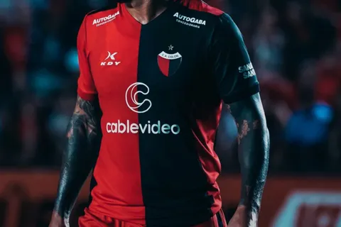 Boca tiene en carpeta a Facundo Garcés, jugador de Colón, para junio