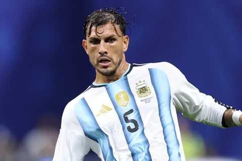 Leandro Paredes no llega al partido de Copa Argentina: cuándo se reincorporará a Boca
