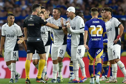 Boca jugará contra Independiente por el Torneo Apertura