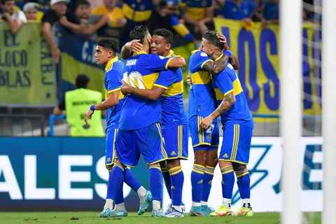 Una buena para Almirón: dos titulares se recuperaron y podrían jugar ante Belgrano