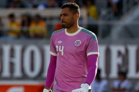 Álvaro Montero se irá a la fecha FIFA con la Selección de Colombia y Boca no lo podrá contar para el clásico con Racing. 