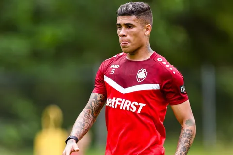 Ayrton Costa no tiene la visa para ingresar a Estados Unidos: ¿puede jugar el Mundial de Clubes 2025 con Boca?