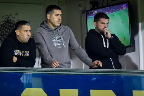 Jhohan Romaña y Kevin Lomónaco son los centrales elegidos por la dirigencia de Boca
