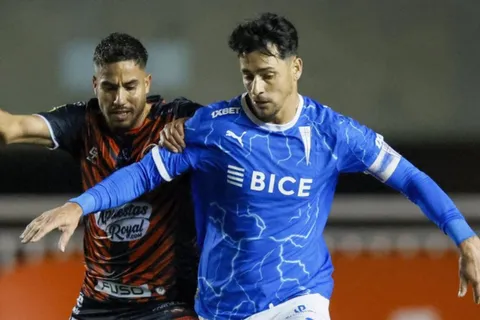 Por un rodillazo en la cara, Fernando Zampedri podría perderse el partido ante Boca con Universidad Católica