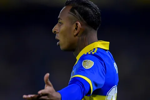 Última noticia: llegó a Boca una nueva oferta por Villa