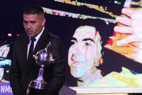 "Riquelme es el mejor jugador de la historia de la Libertadores": Felipe Melo eligió al ídolo de Boca