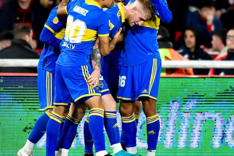Solo lo hizo dos veces: el cambio en la indumentaria de Boca para el partido ante Nacional