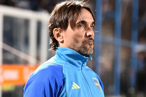 La confesión de Santiago Hezze sobre Diego Martínez: "Miro a Boca por él"