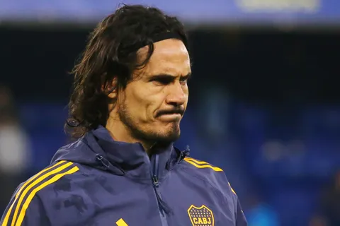 Edinson Cavani no participó del ensayo de fútbol en Boca: ¿no juega el domingo?
