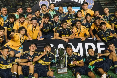 Mateo Mendia, el crack de la Reserva de Boca que fue campeón y quiere pelear por un lugar en Primera: "Mi cabeza está acá"