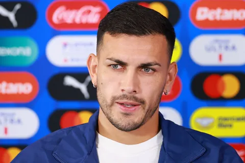 ¿Lo acerca aún más? El motivo personal por el que Paredes está dispuesto a volver a Boca ahora