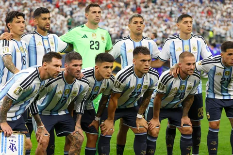 ¿Juega Paredes? El equipo confirmado de Argentina vs. Cabo Verde por los 16avos de final del Mundial 2026