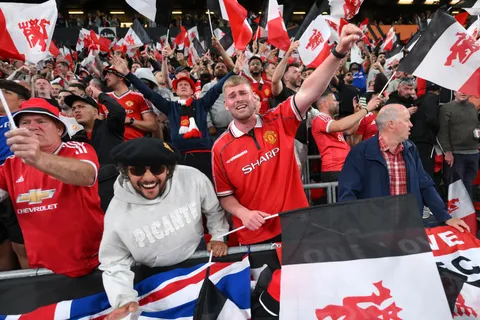 Los hinchas del Manchester United piden que Sergio Romero salga de Boca y vuelva a su club: "El mejor que hemos tenido"